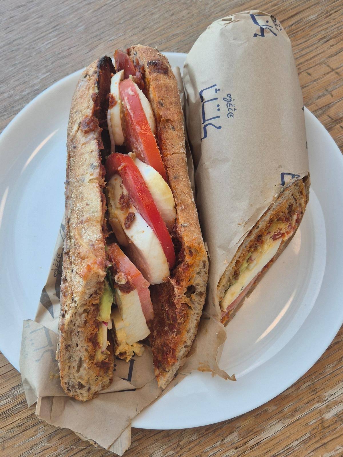 תמונה של קפרזה חגיגת עגבניות