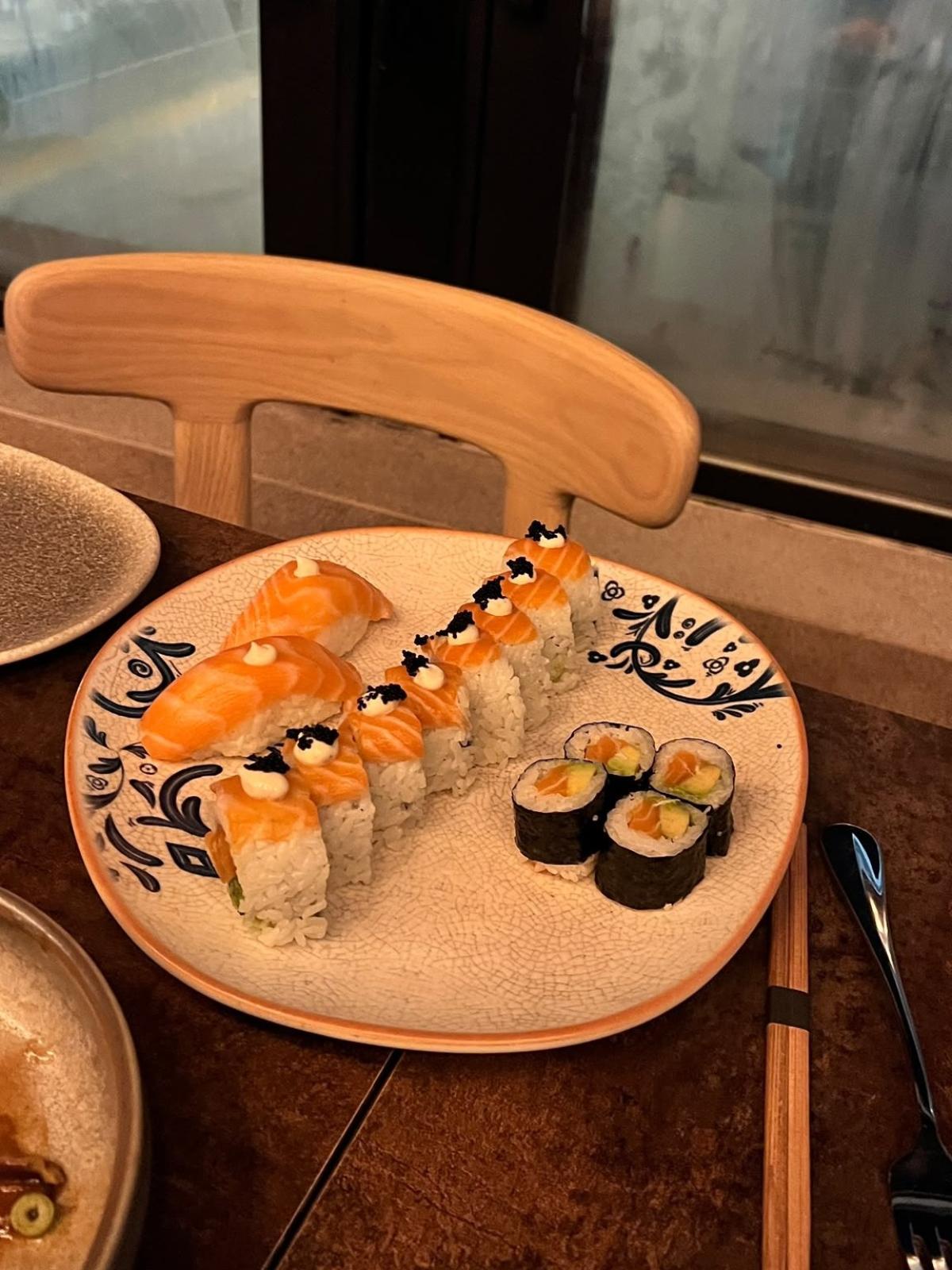תמונה של Black & Lemon