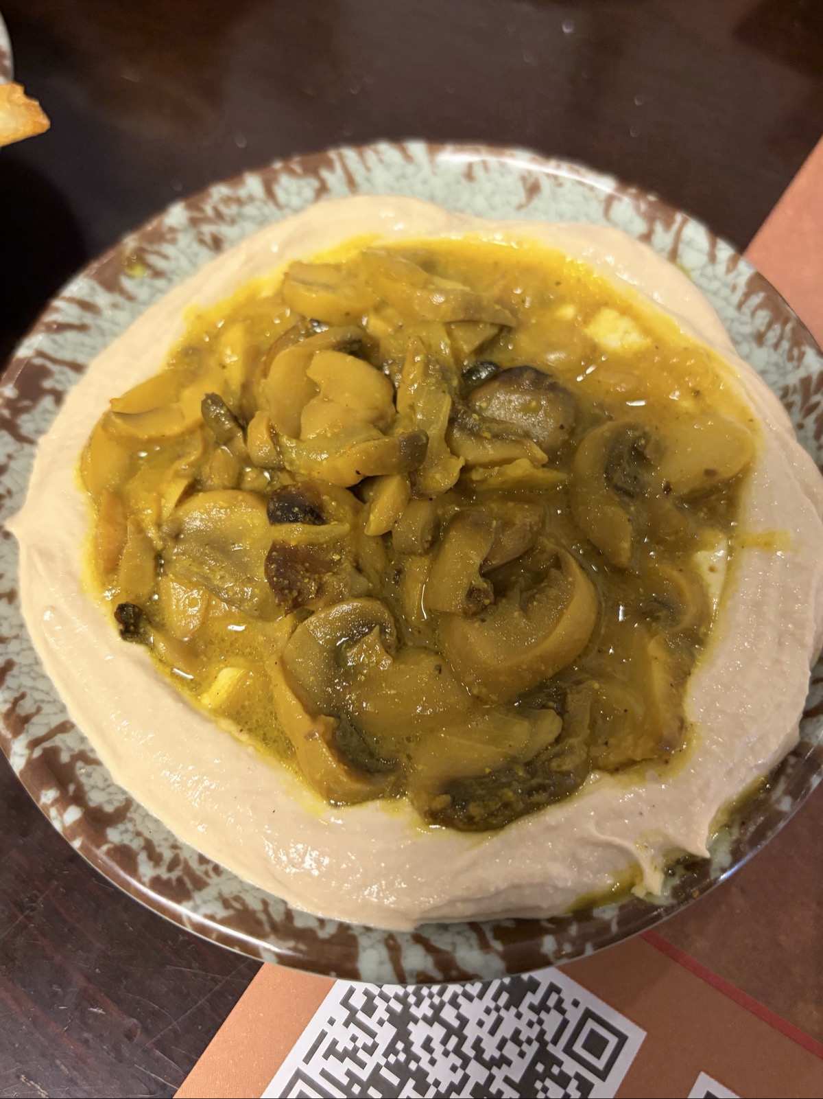 תמונה של חומוס פטריות