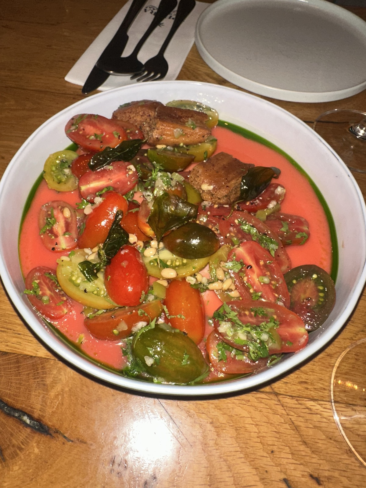תמונה של סלט שרי צבעוני